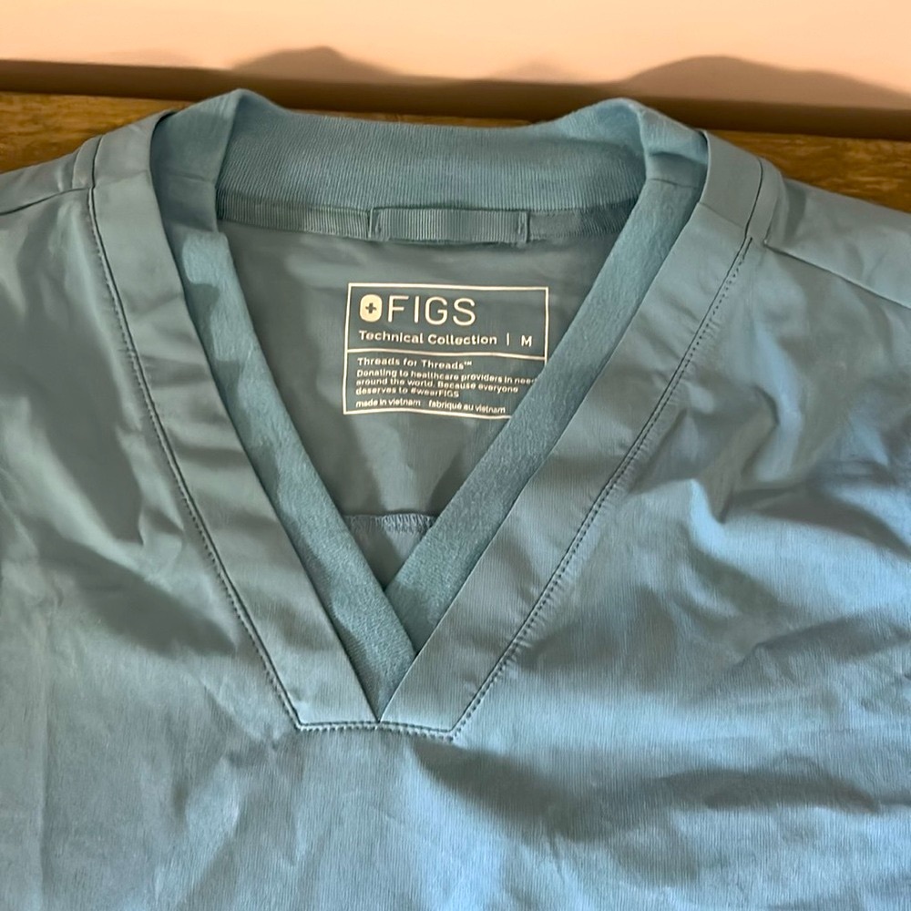 Figs Blue scrub set